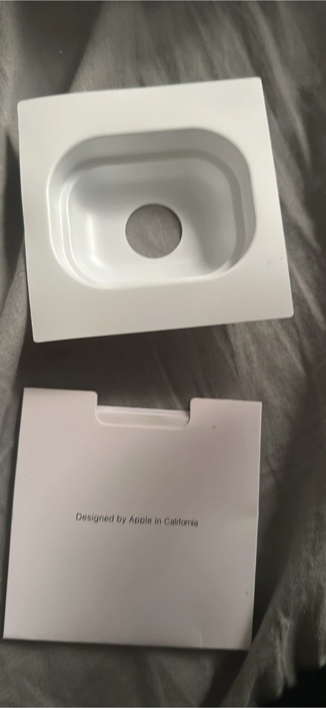 Apple AirPods Pro (2nd generation) - photo 5