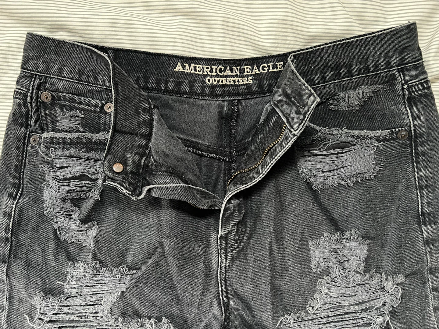 American Eagle Outfitters Black Ripped Denim Shorts - photo 2