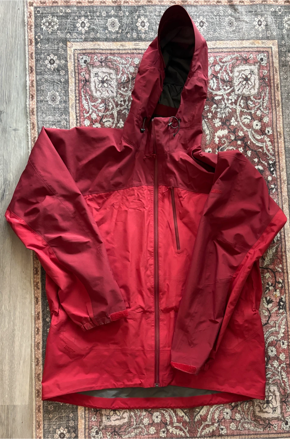 Mountain Equipment Co-op Red Gore-Tex Jacket XL
