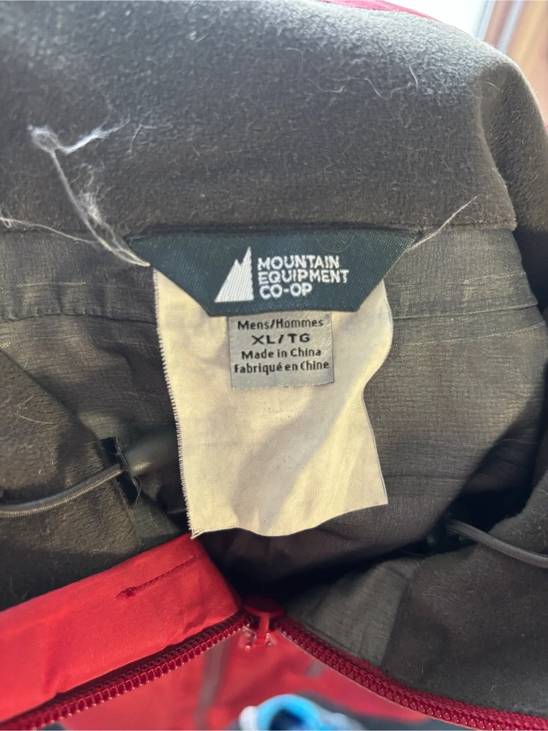 Mountain Equipment Co-op Red Gore-Tex Jacket XL - photo 2