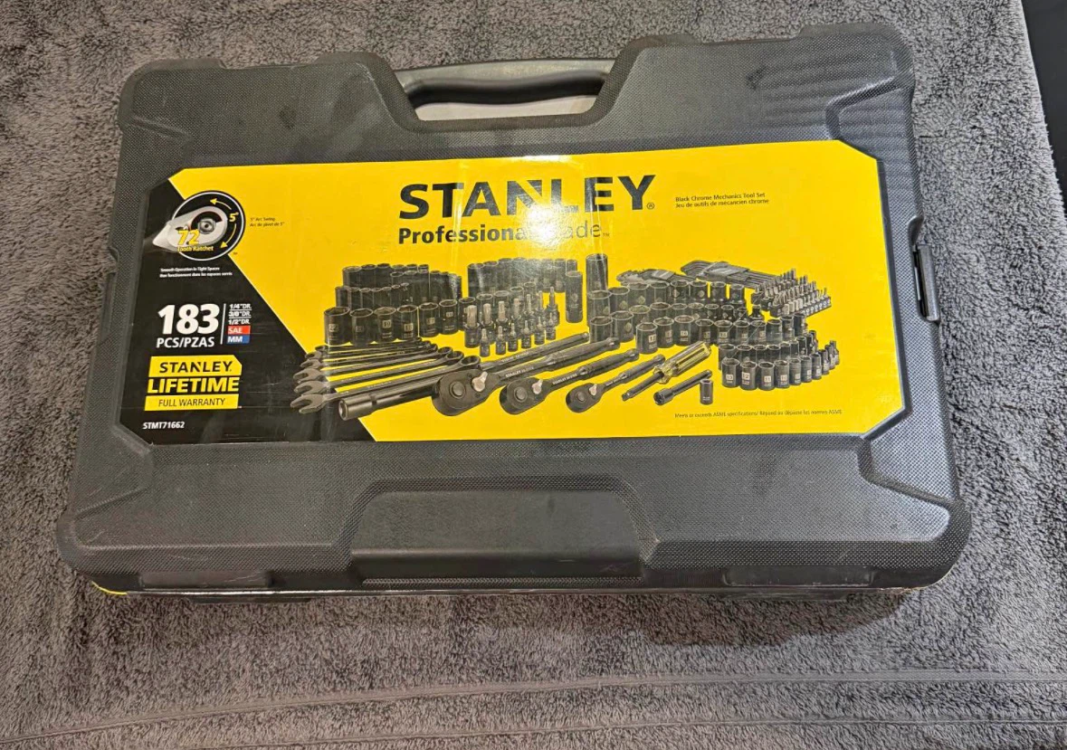 Stanley Professional Grade 183 Piece Mechanics Tool Set