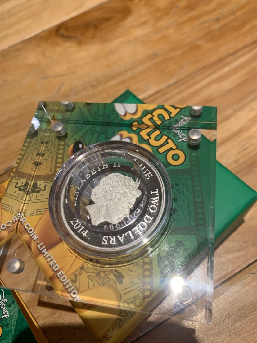 Disney Pluto Limited Edition Silver Coin - photo 5