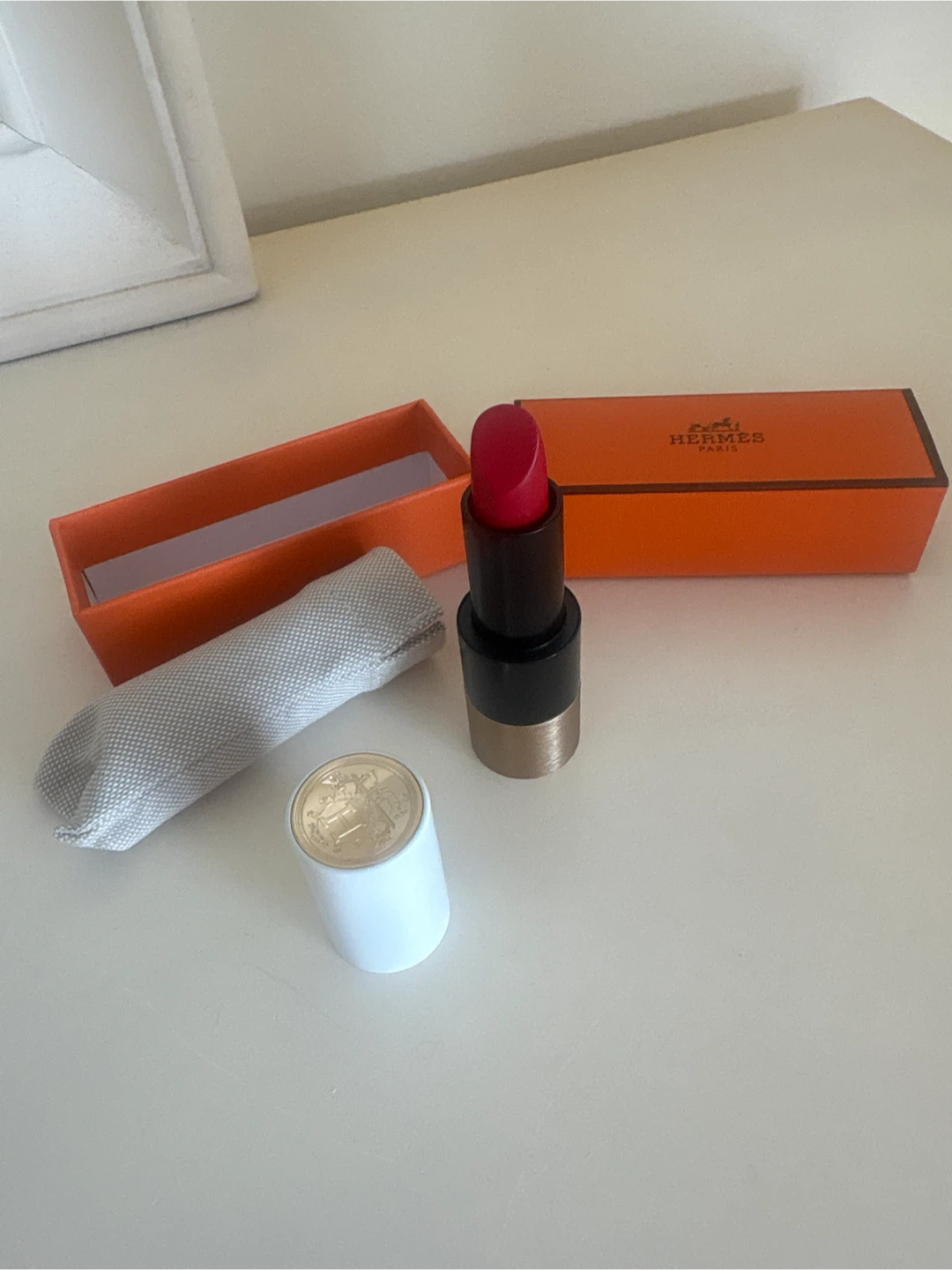 Hermes Red Lipstick 💄Shade color: GAAAE