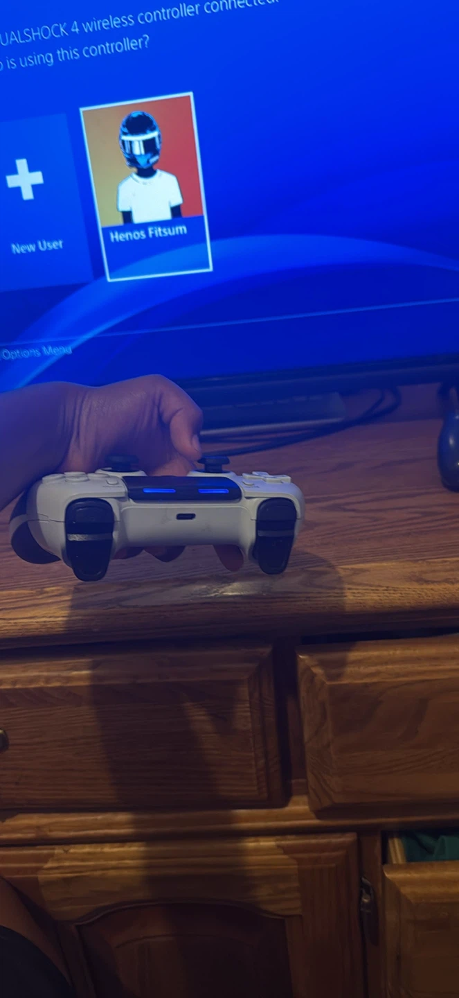 PlayStation 4 DualShock 4 Wireless Controllers - photo 3
