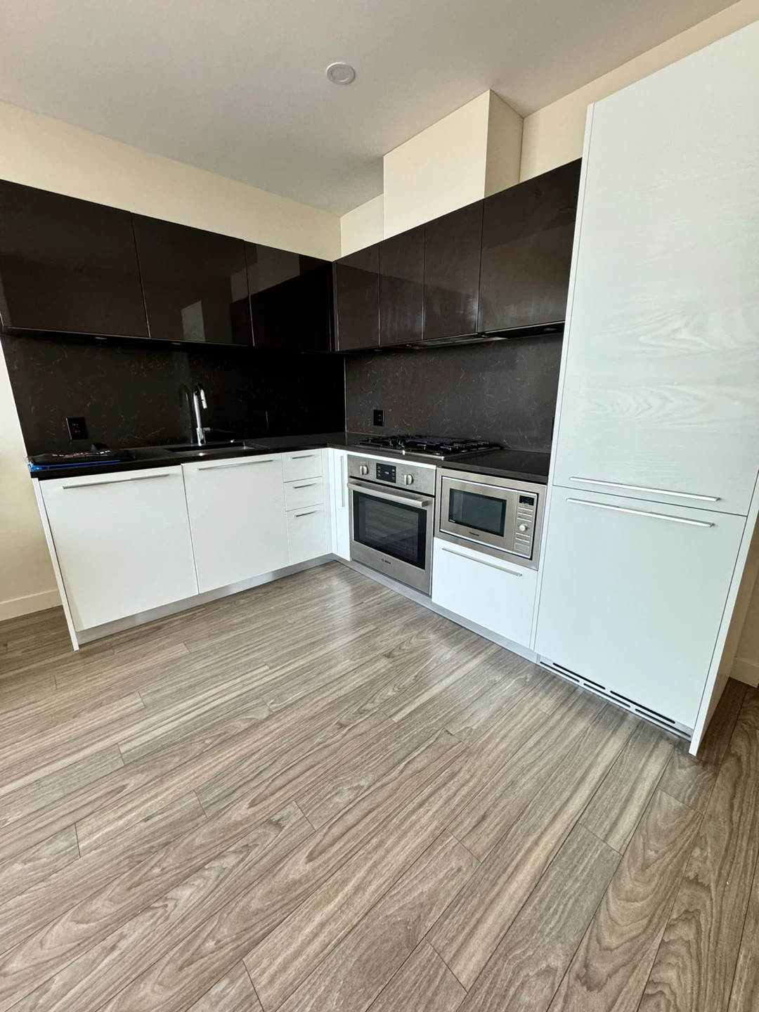 2 bed 2 bath - apartment