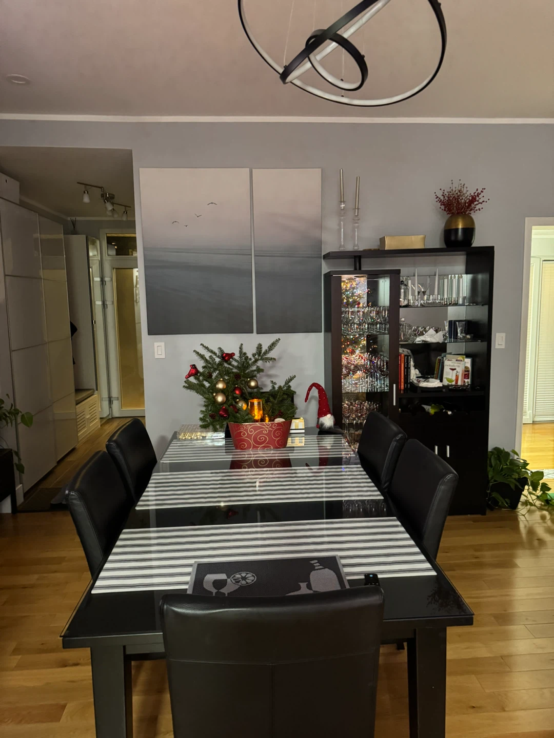 Dining Table with Chairs and glass top