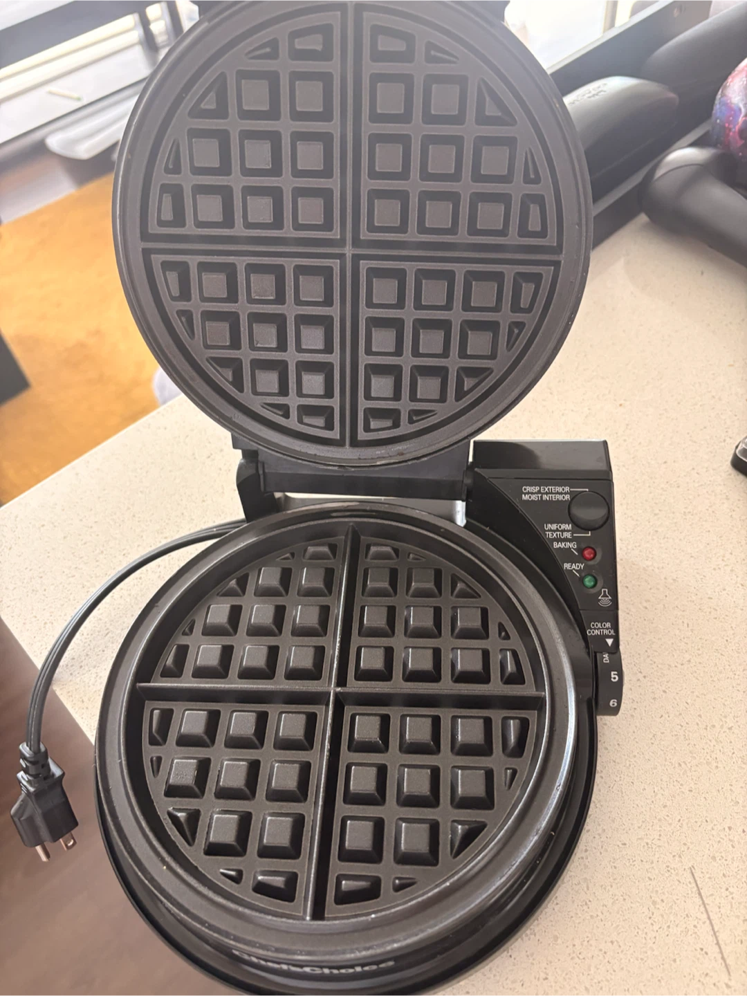 Chef'sChoice WafflePro Taste/Texture Select 830B Waffle Maker - photo 2