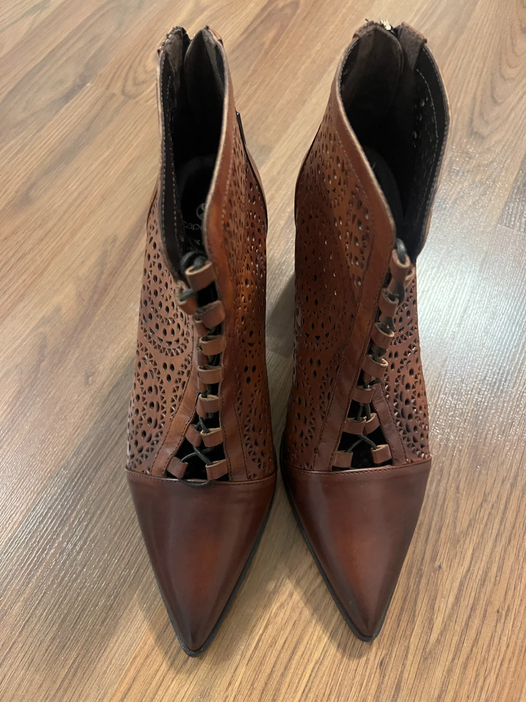 NEW Capezzani Brown Leather Laser-Cut Ankle Boots - Size 40 - photo 2