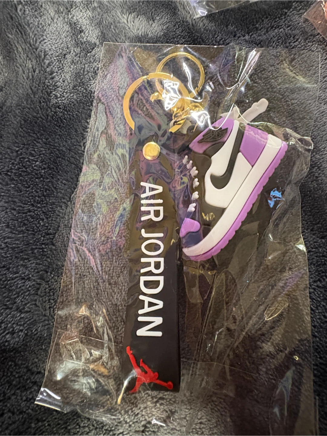 Air Jordan Sneaker Keychains - Set of 12 - photo 3