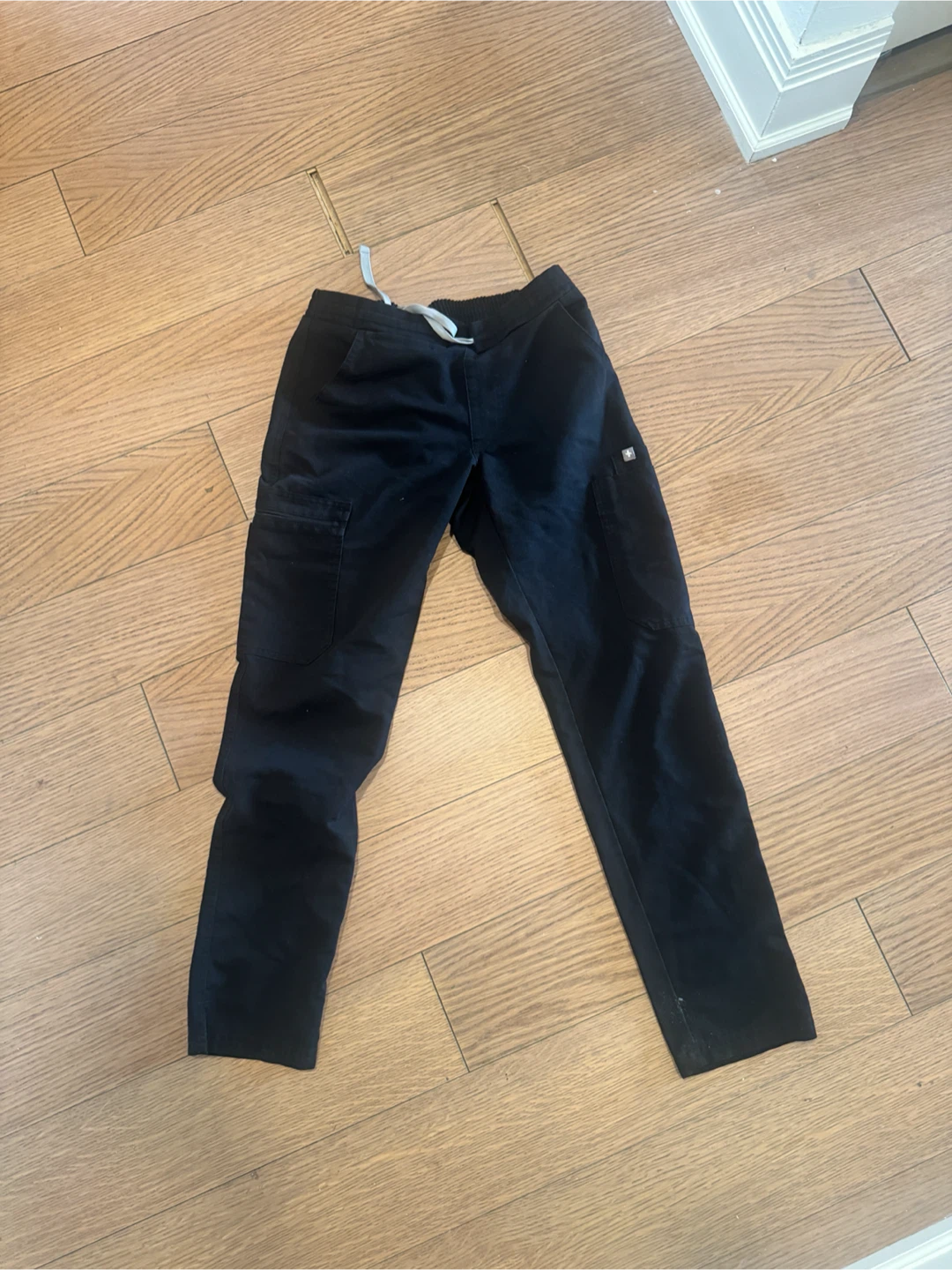 FIGS Black Scrub Pants - $15