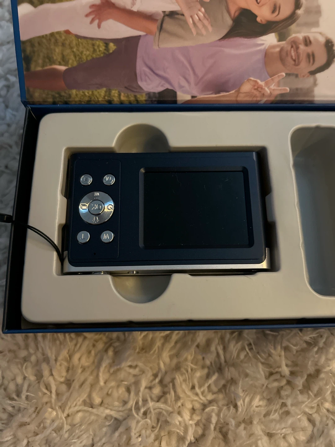 Vivitar VECXX 85 Digital Camera. Comes with charger.