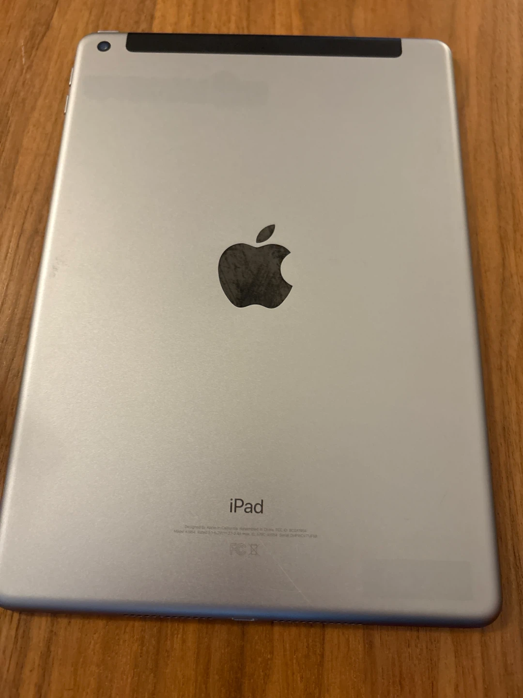 Apple iPad (6th Generation) - 32GB - photo 2
