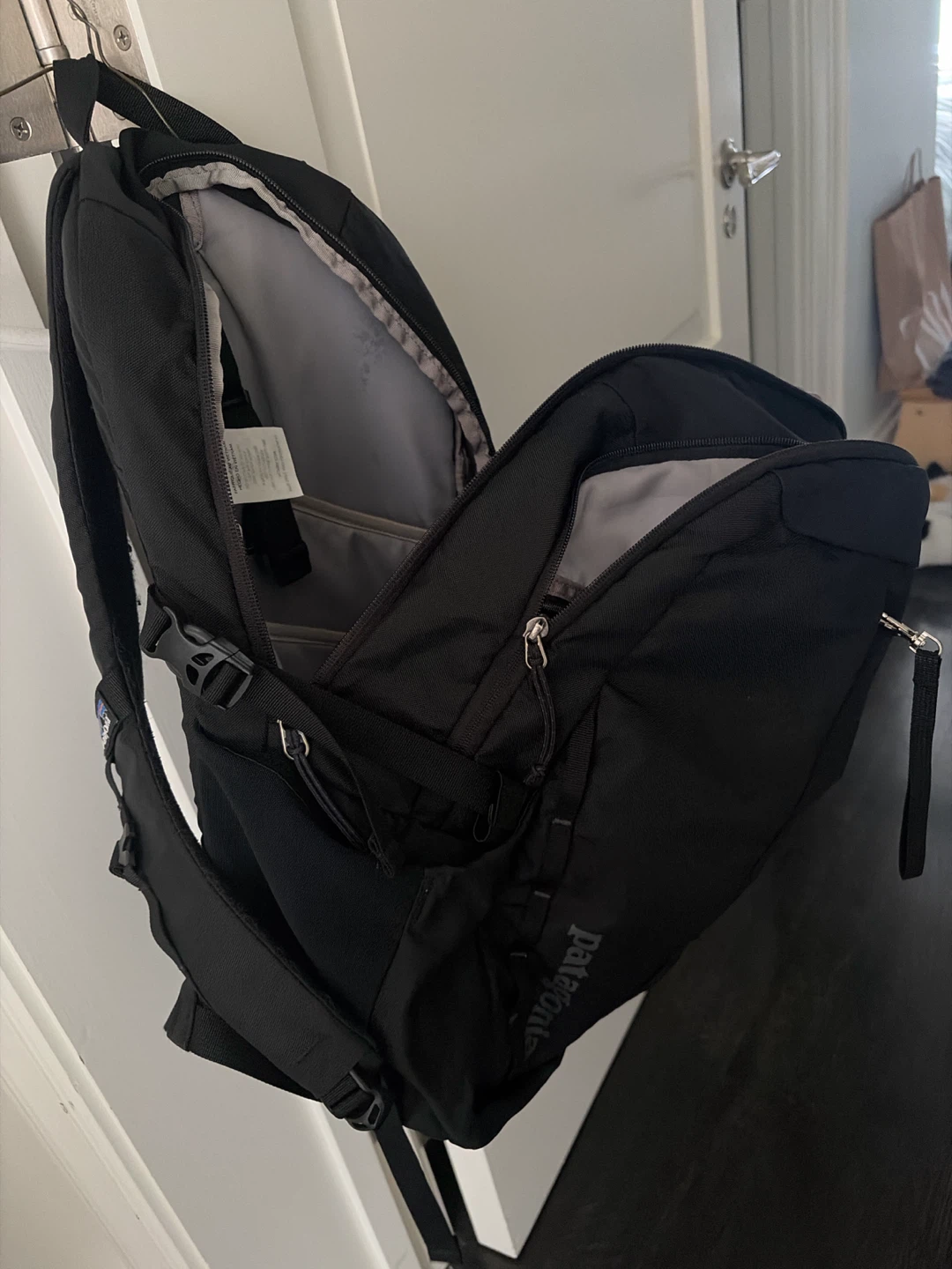 Black Patagonia Backpack - photo 2