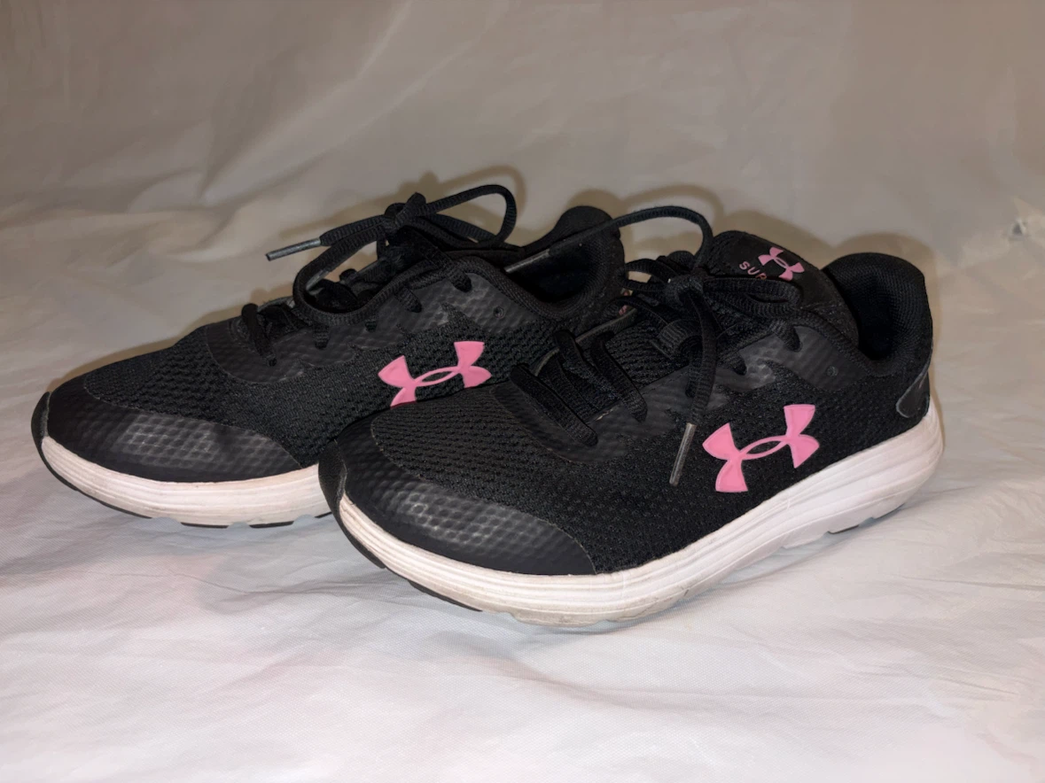 Under Armour Running Shoes - Black/Pink