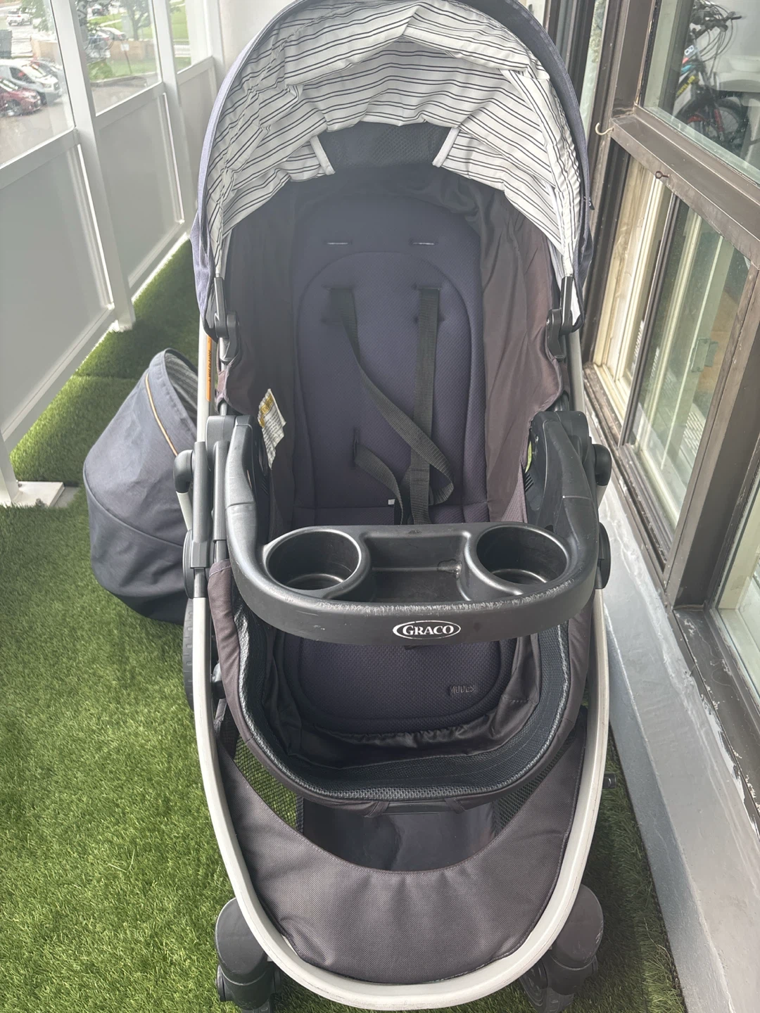 Graco SnugRide 35 Infant Car Seat Base and Stroller