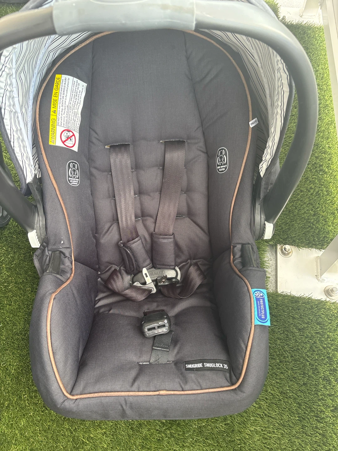 Graco SnugRide 35 Infant Car Seat Base and Stroller - photo 3