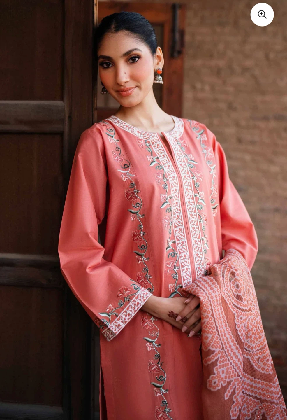 Nishat Linen Embroidered Kurti and Pants - photo 4