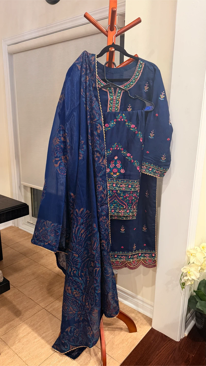 Navy Blue Embroidered 3-Piece Suit