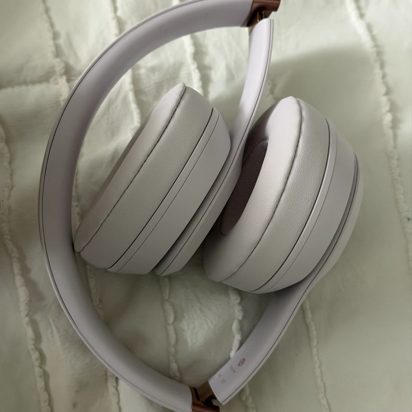 Beats Solo 4 Headphones - White - photo 4