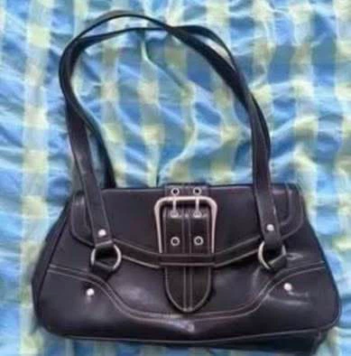 Shoulder bag (In good condition) (Free)