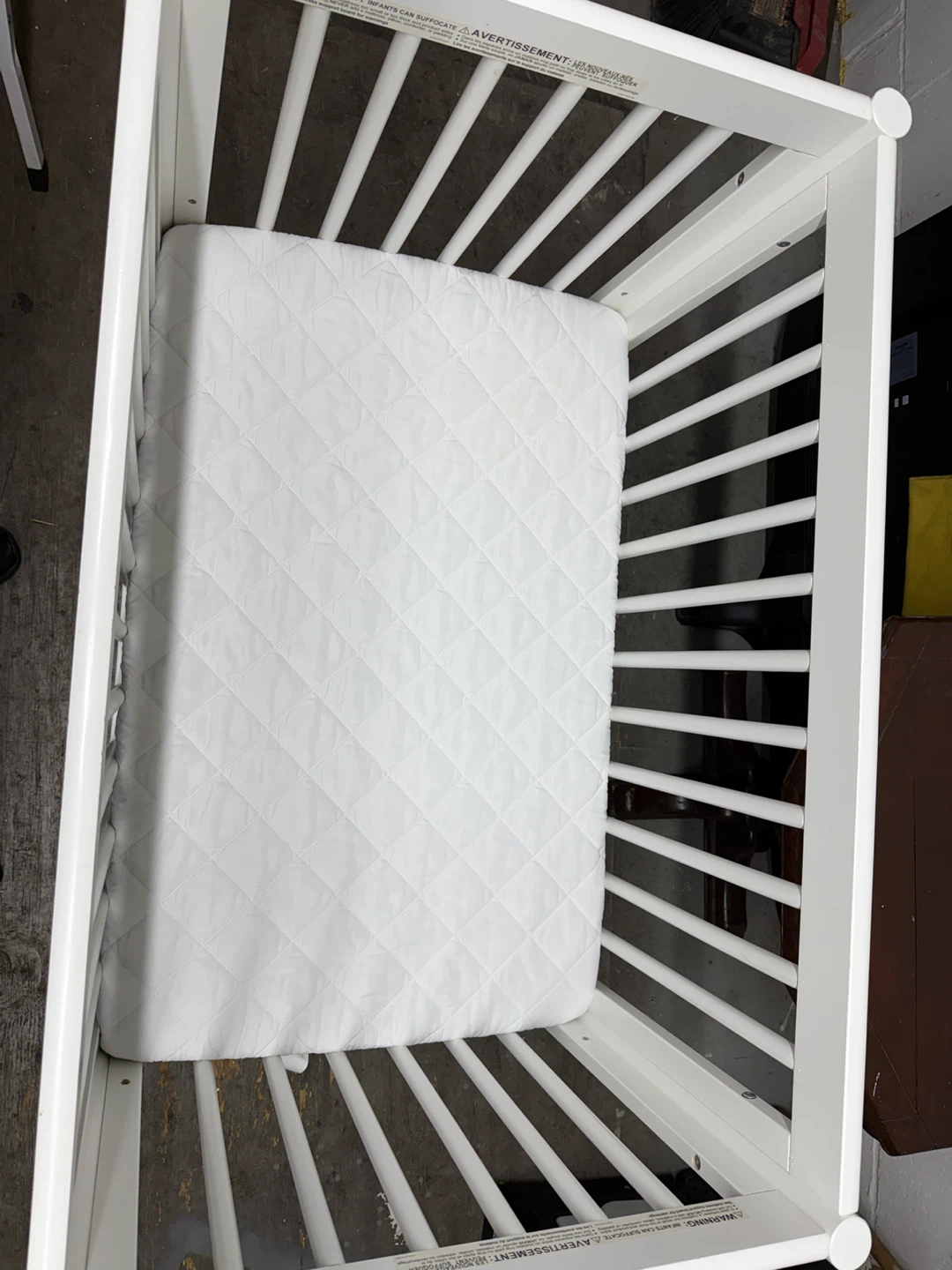 White Baby Crib with Mattress - photo 5