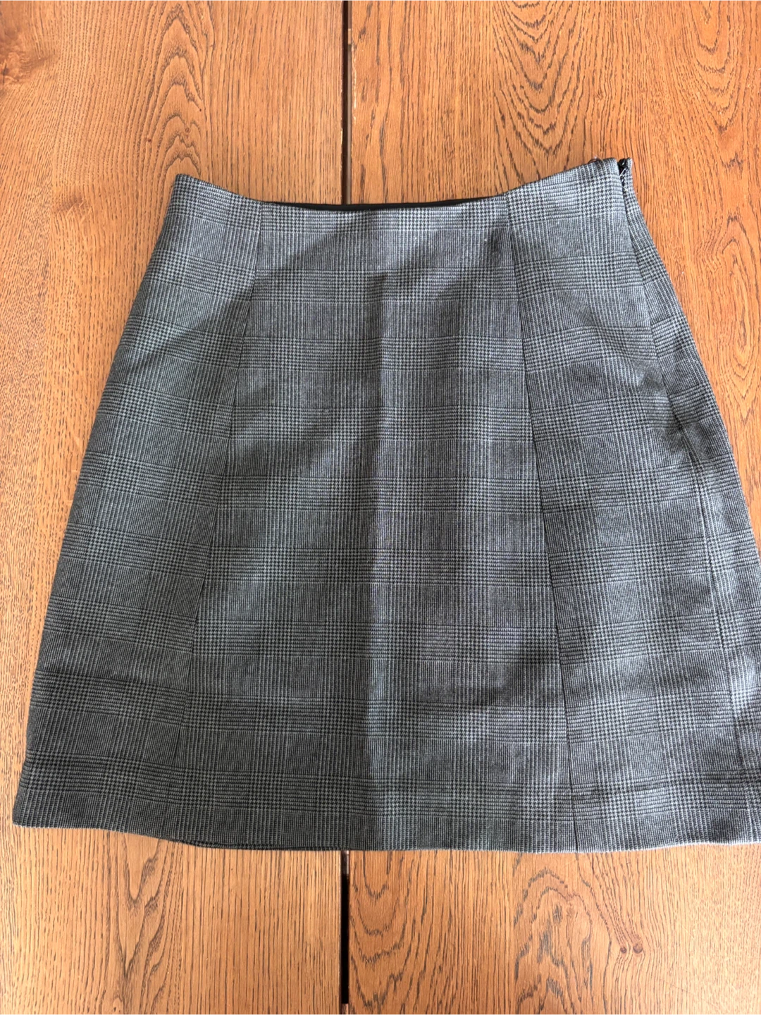 Aritzia Babaton Skirt, size 0