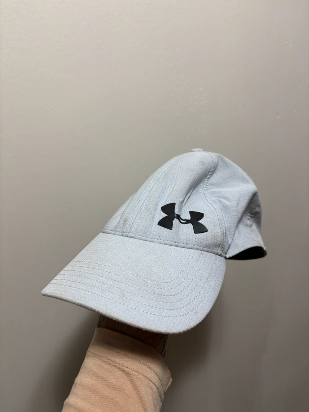 Under Armour Grey Cap in good condition