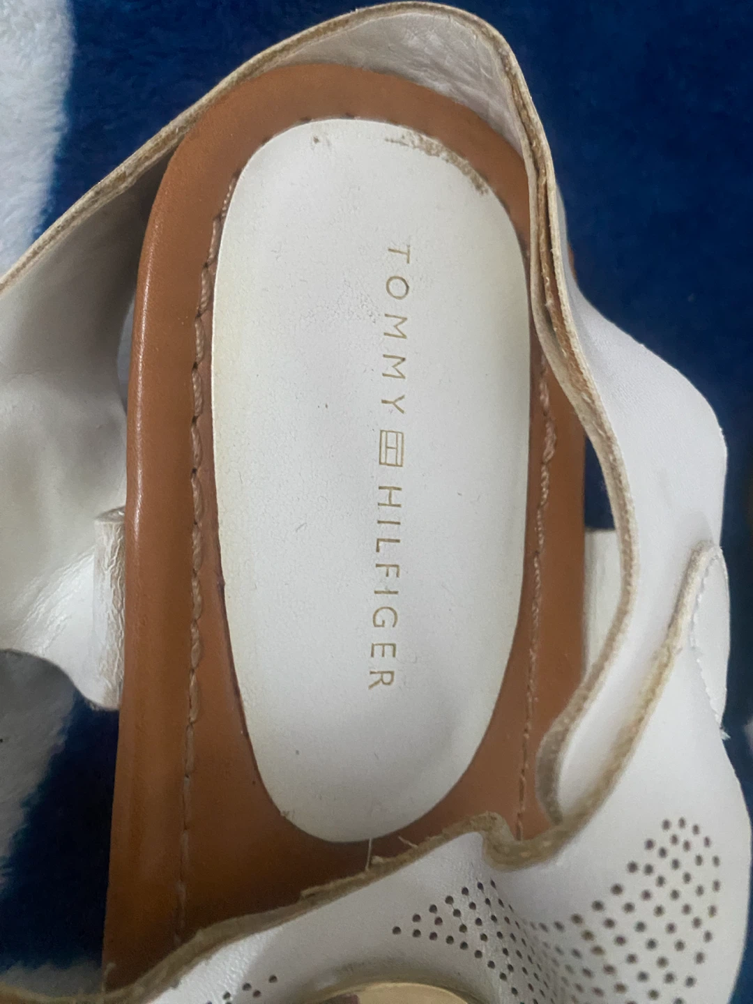 Tommy Hilfiger Sandals SZ 9 - photo 2