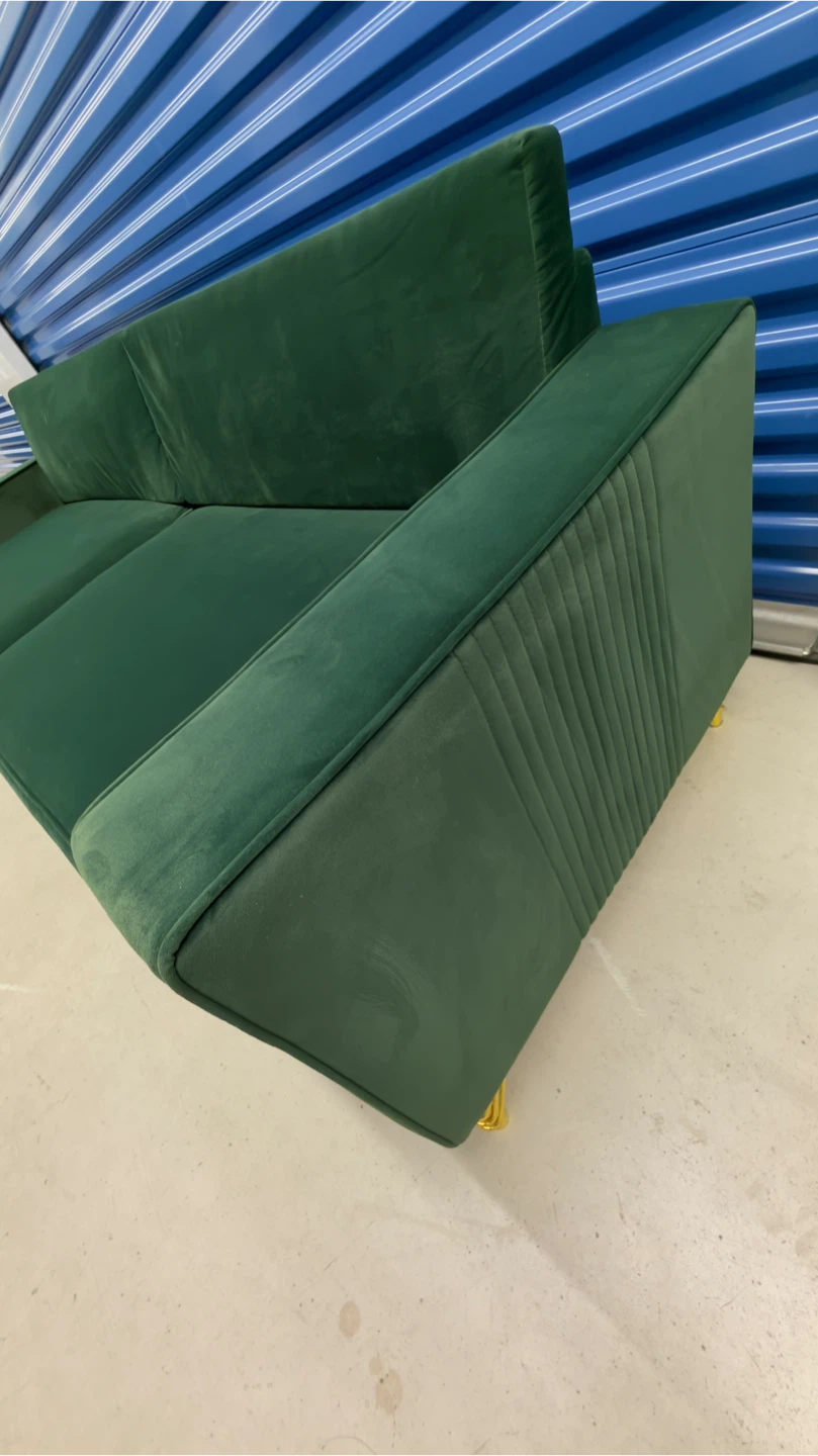 Luxury Emerald Green Velvet Sofa With Gold Accents - photo 4