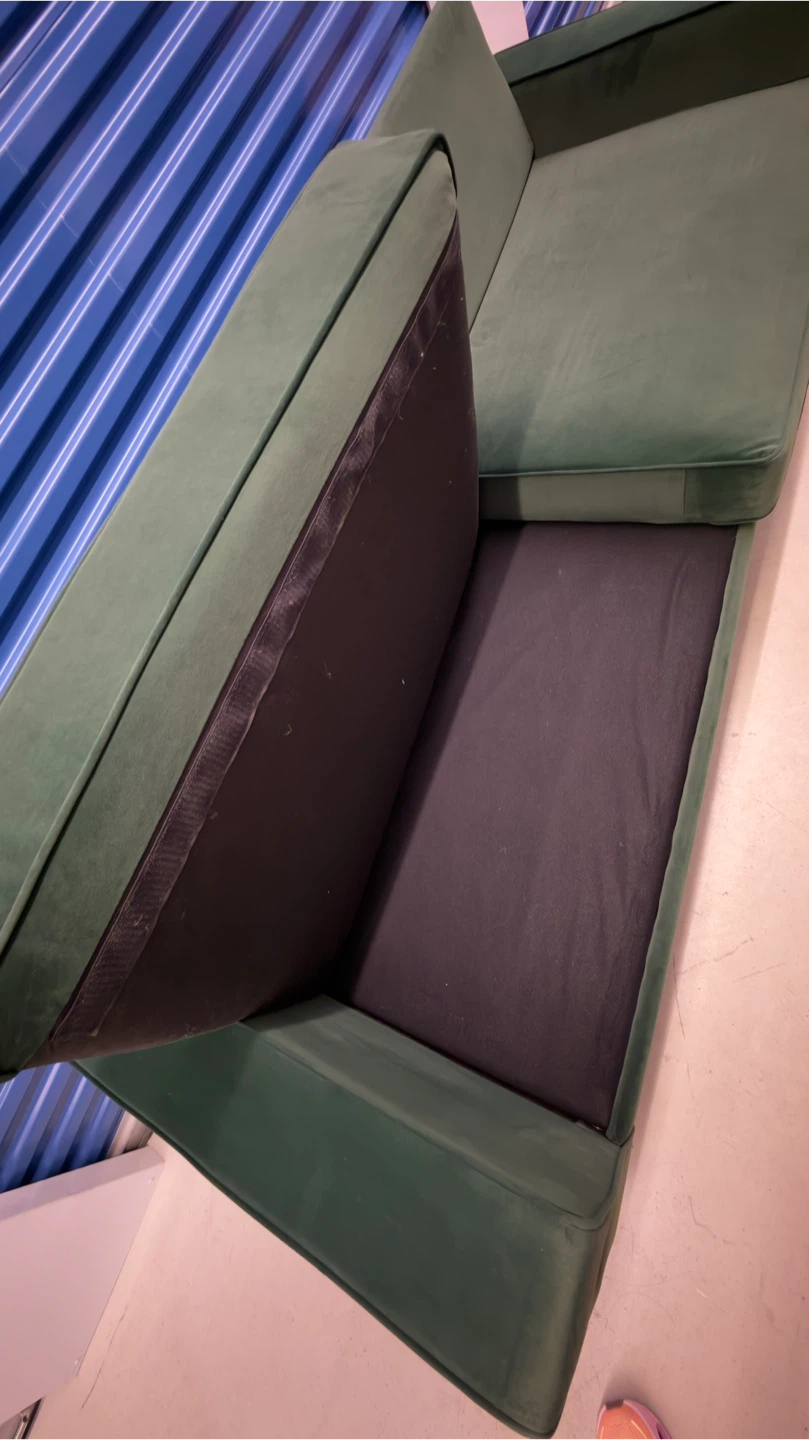 Luxury Emerald Green Velvet Sofa With Gold Accents - photo 5
