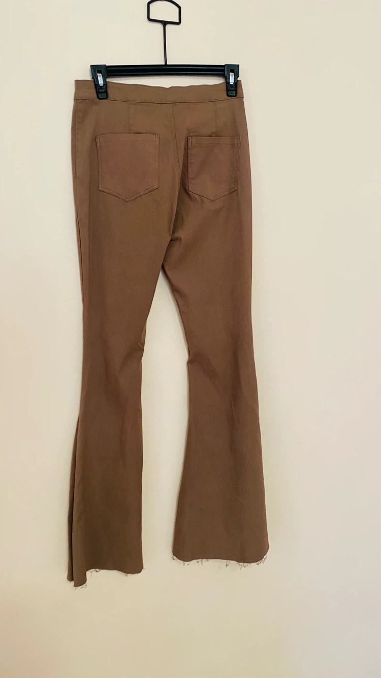 Daisy size large fit and flare distressed pants - photo 3