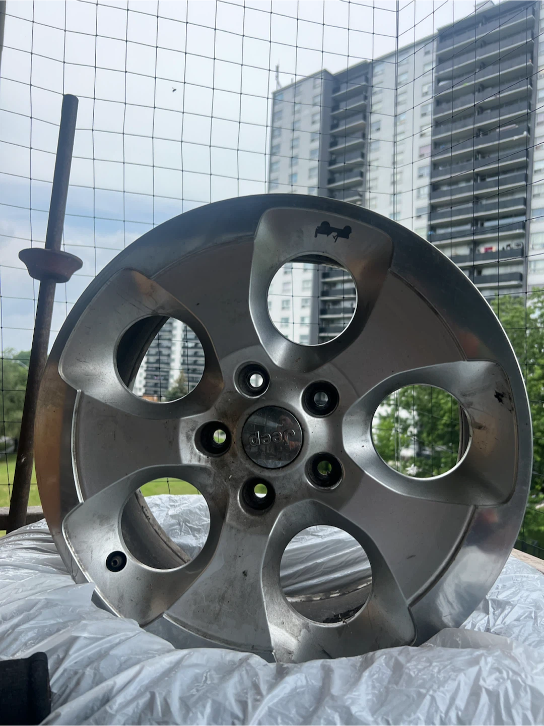 jeep Cherokee rims 17 inch - photo 2