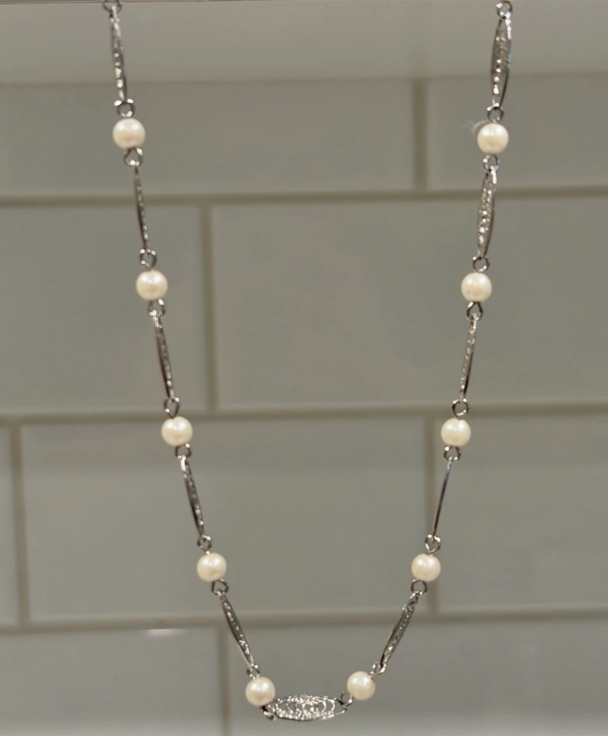 Faux Pearl Silver Tone Filigree Necklace - photo 2