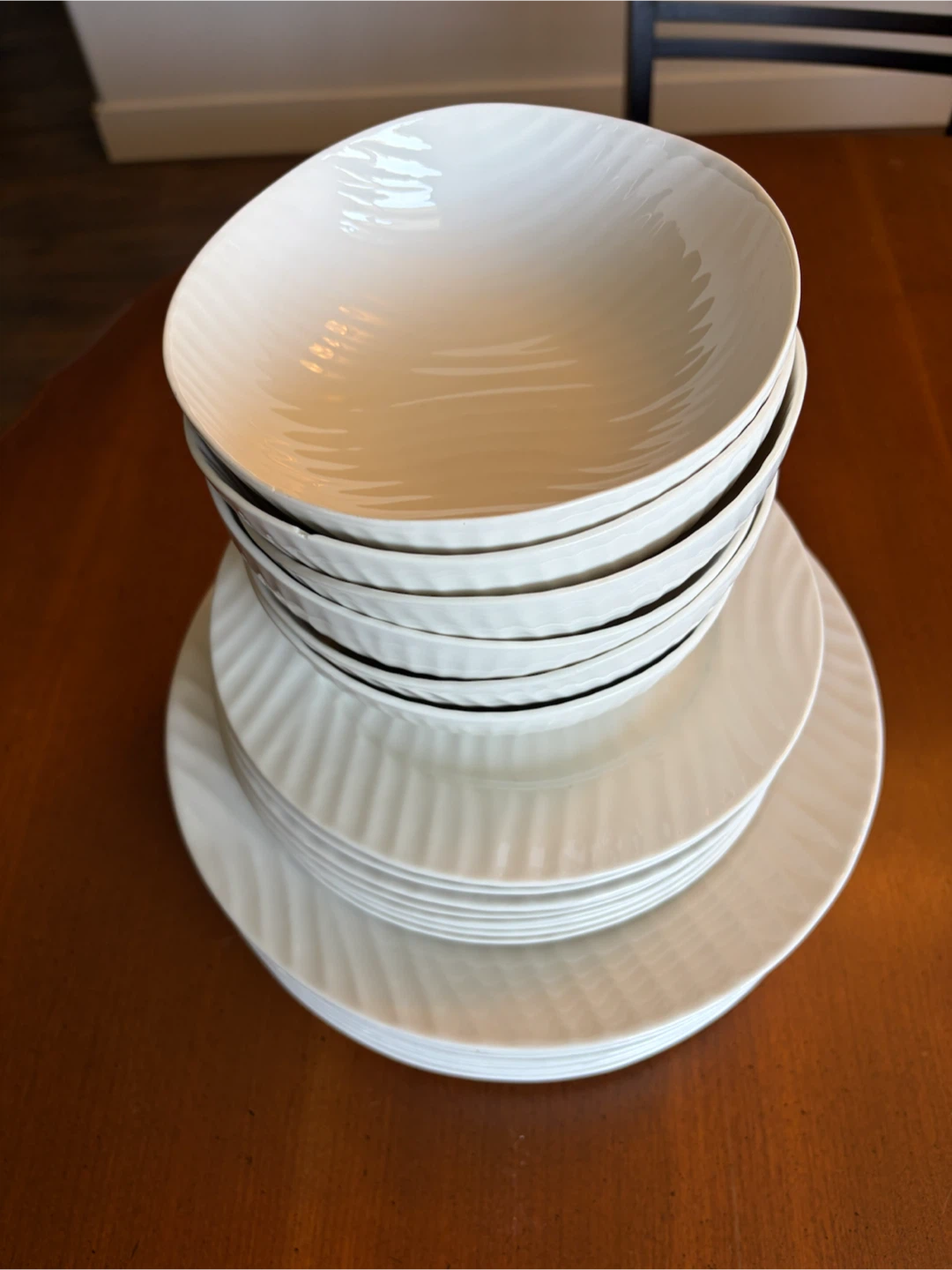 White Ceramic Dinnerware Set