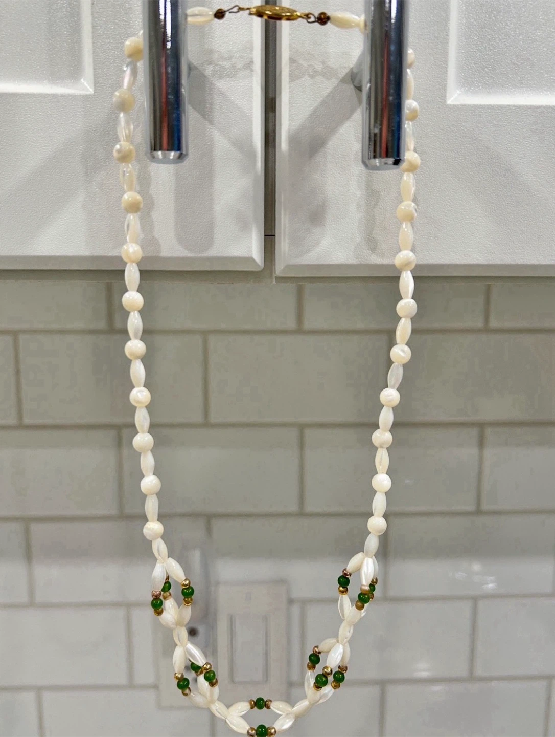 Vintage White Beaded Necklace w/ Green Accents