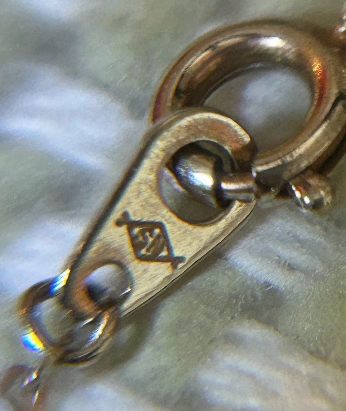 Gold Tone ‘Tiffany’ Name Necklace Pendant” (SN Stamp) - photo 3