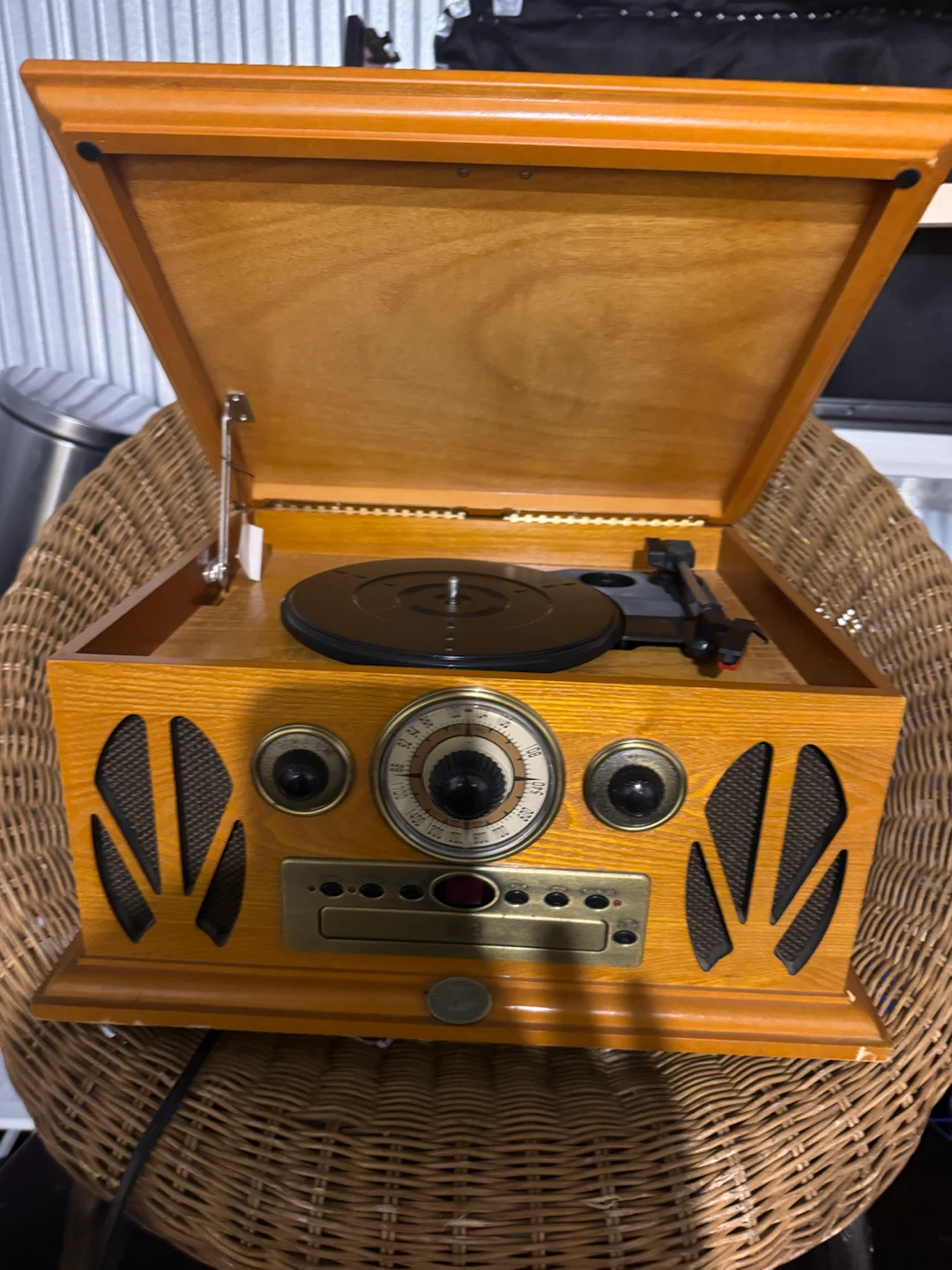Record Player with CD Player and Radio - photo 2
