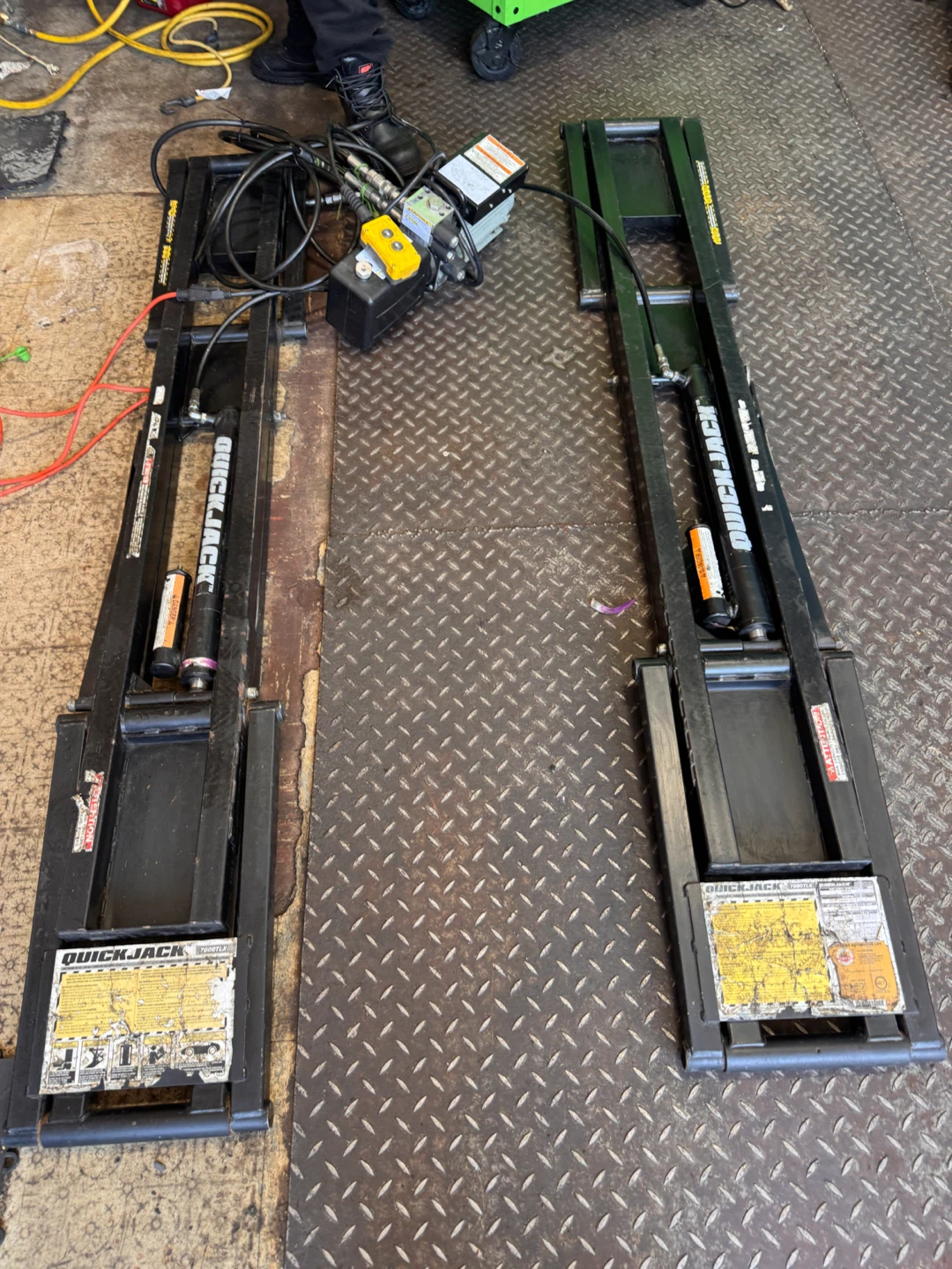QuickJack Car Lift Set - photo 2