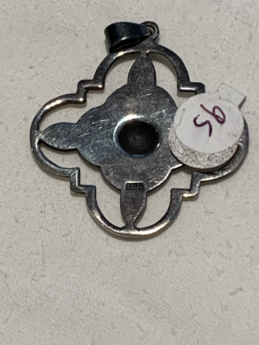 Sterling Silver Celtic Knot Pendant - photo 3
