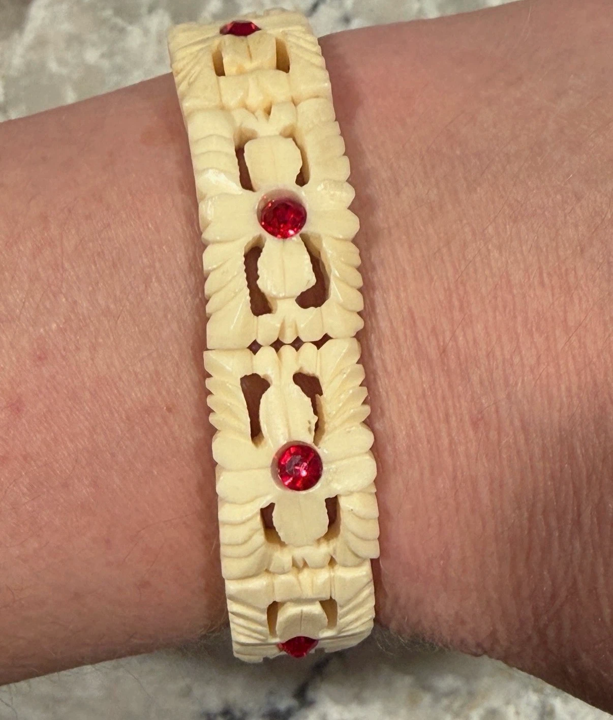 Vintage Faux Ivory Carved Panel Bracelet w/ Red Rhinestones - photo 2