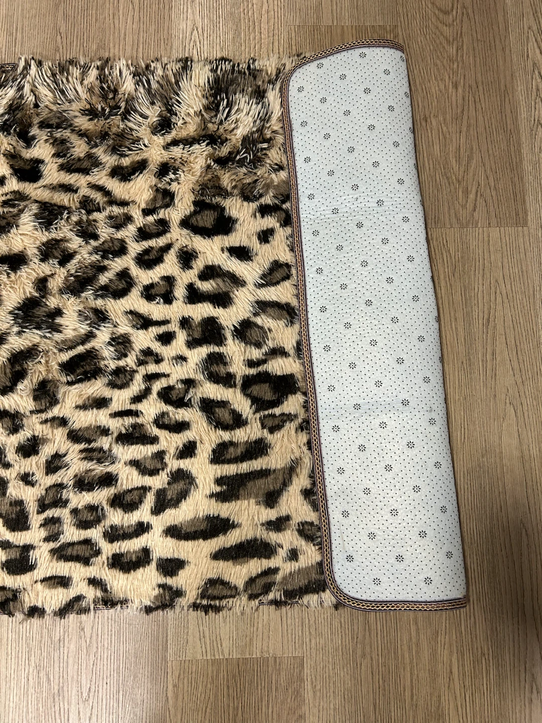 Leopard Print Faux Fur Rug 32” × 64” - photo 2