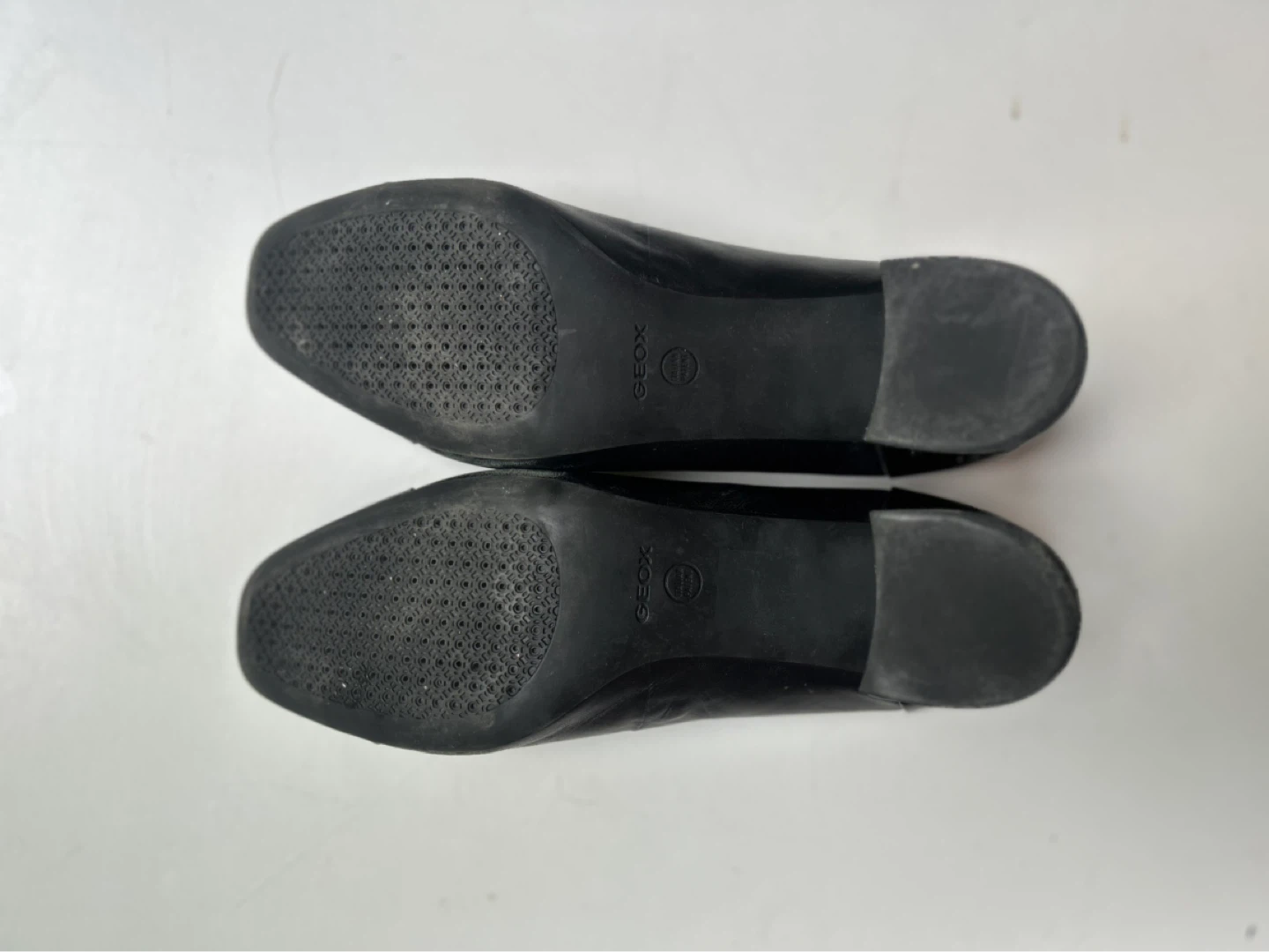GEOX Black Leather Block Heel Pumps - photo 4