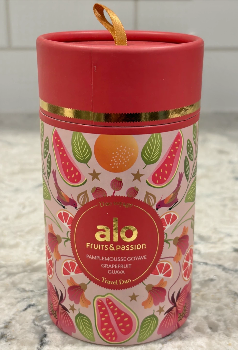 NEW Alo Fruits & Passion Grapefruit Guava Travel Duo Gift Set