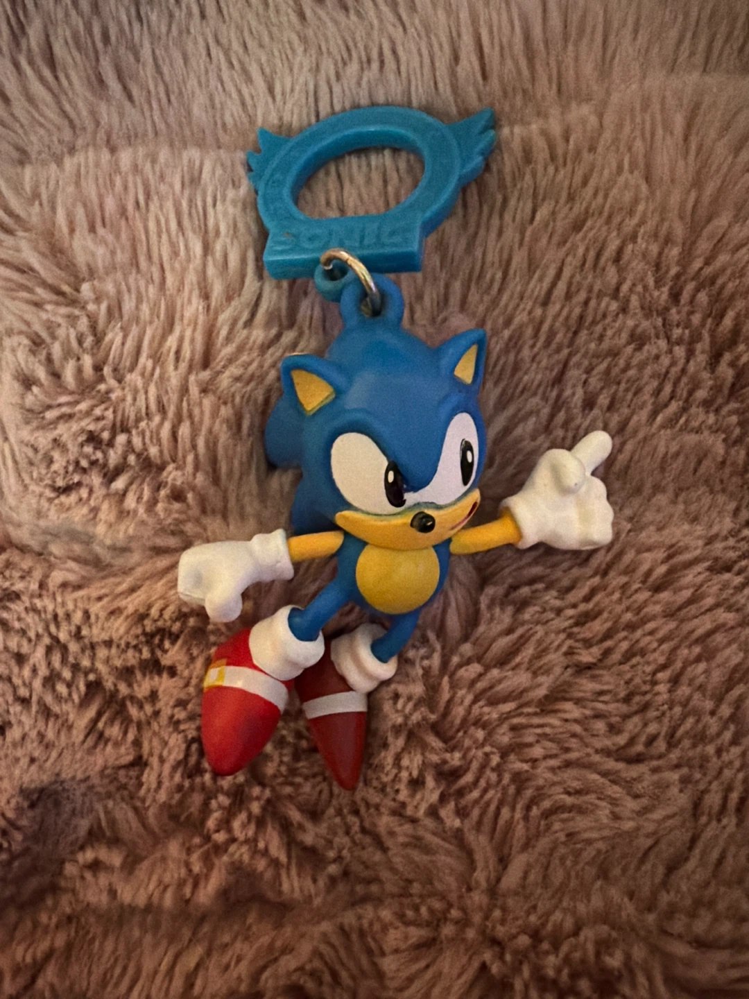 Sonic the Hedgehog backpack hanger NWOT