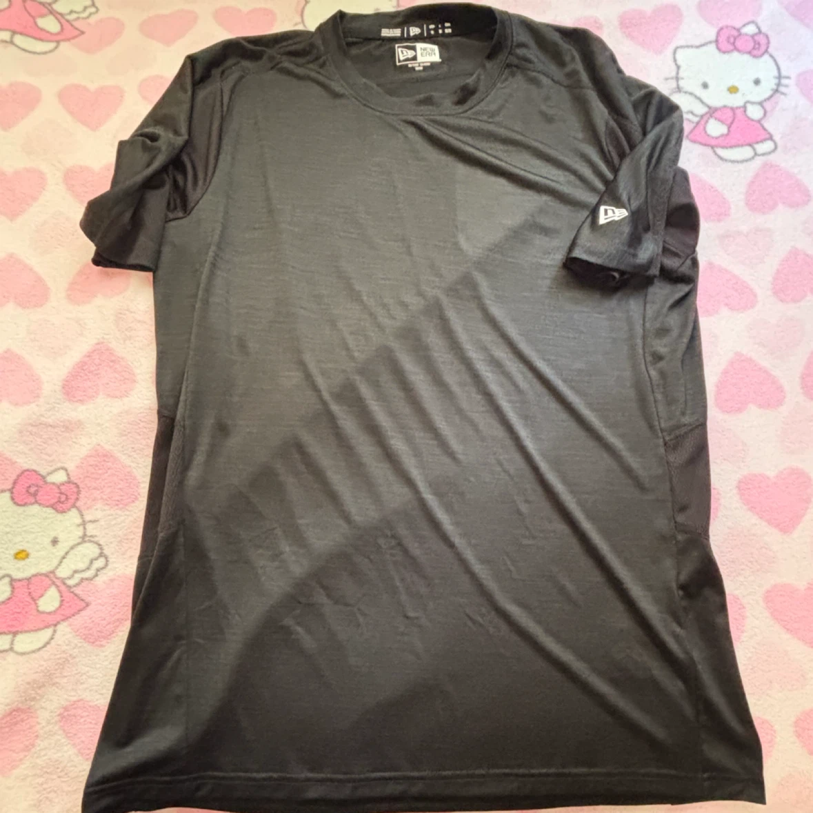 New Era - Black Short Sleeve Tee - *Size Men Medium* - photo 2