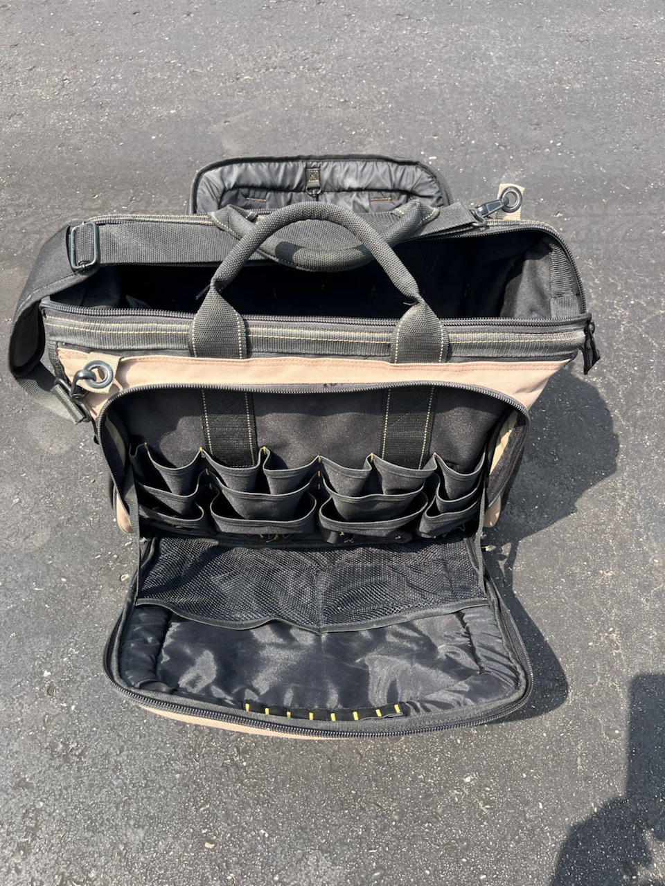 Klein Tools Tradesman Pro Organizer Bag - photo 2