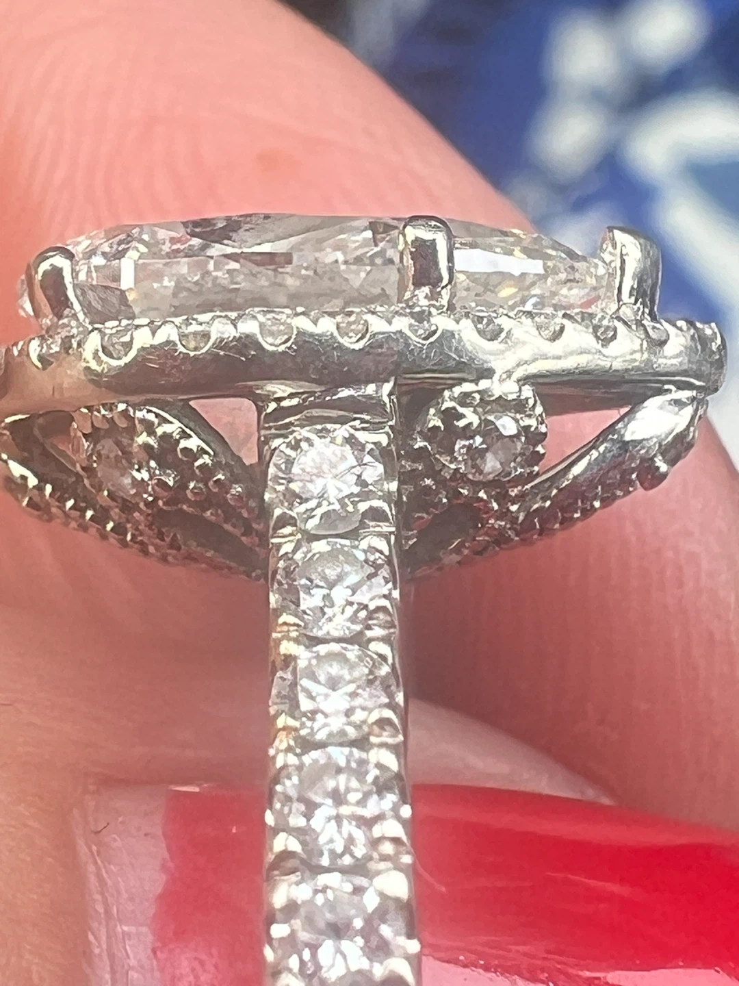 10K Pear Cut Engagement Ring - photo 3