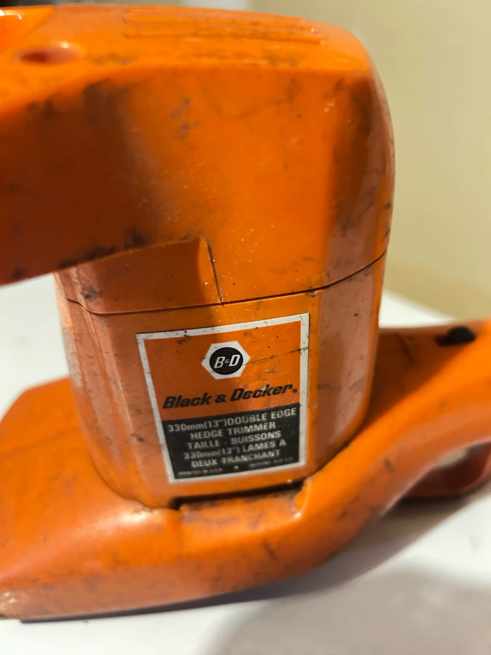 Black & Decker 13" Double Edge Hedge Trimmer - photo 2