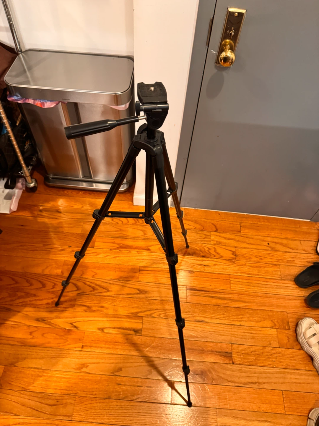 Black Tripod for Camera - photo 4