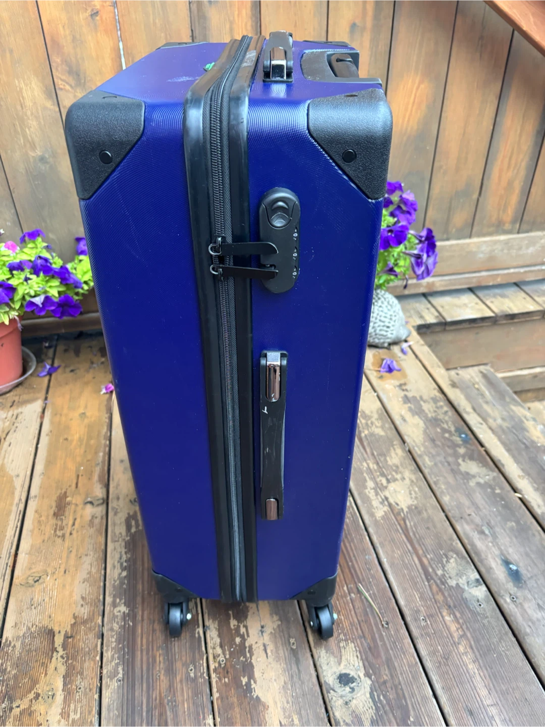 Blue Spinner Suitcase - photo 3